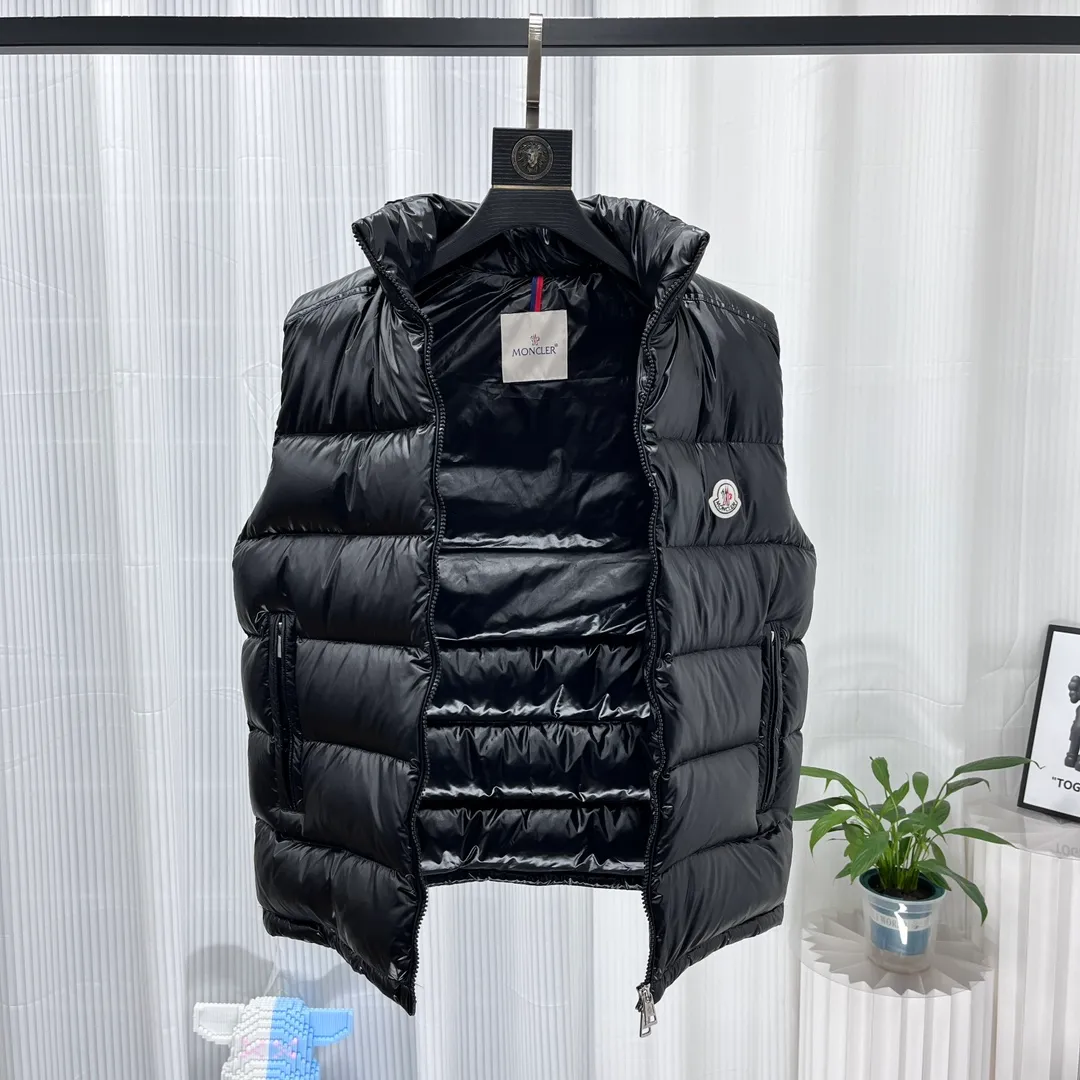 𝗠𝗼𝗻𝗰𝗲𝗿/ Moncler/ New Arrival Ouse/ Same Style/ Size: 1 ，2 ，3 ，4 ，5 ：Black ： Tib 𝗠𝗼𝗻𝗰𝗲𝗿 8 ， ， 。 ， ， 。 ： 1、 Nfc 2、 95% ， ， Series 3、 : 100% ; : 100% ， ， 。 4、 Factory ， ， 5、 Factory ， Quality ， 、QA Qc 。 ， ， ！ ， ： 。 ， ：Original ZP ！ F ZP！